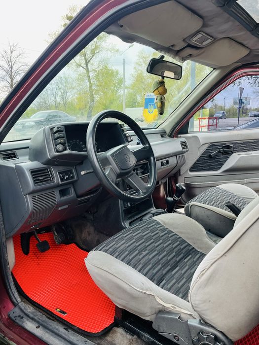 Продам Opel Fronera 2,3 TDI