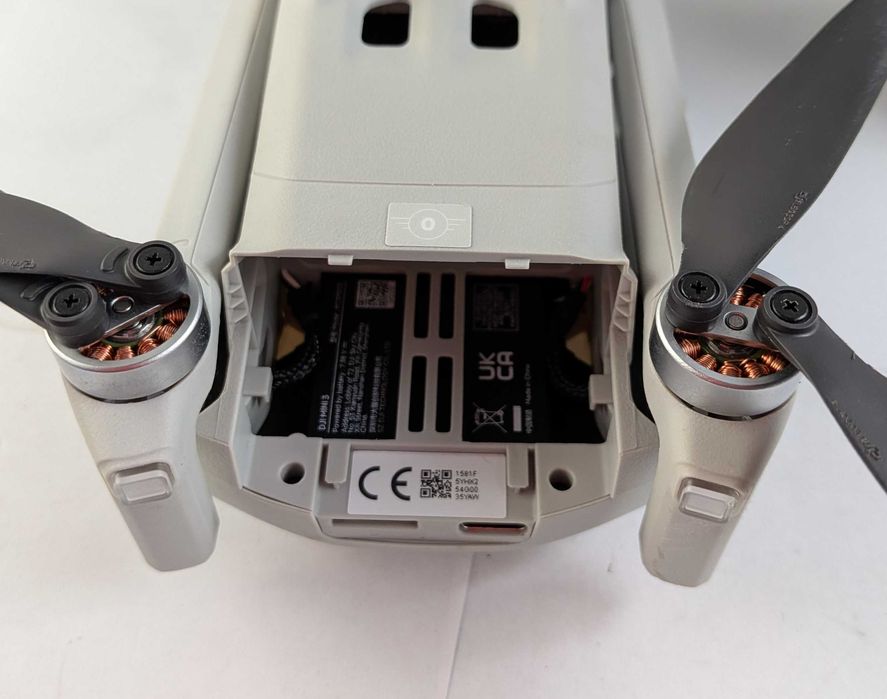 Dron Dji Mini 3 Fly More Combo Zestaw 3 Baterie