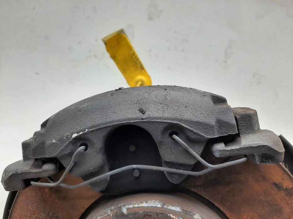 PINÇA TRAVÃO FRONTAL DIREITA FORD C-MAX II 2014