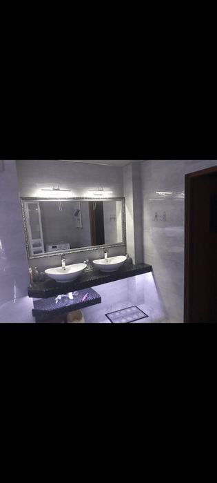 Układanie paneli malowanie tapetowanie gładzie kafelkowanie