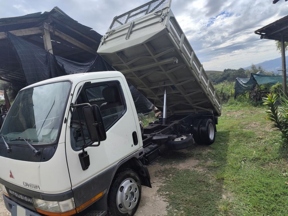 Vendo Carrinha Mitsubishi Canter Tribasculante