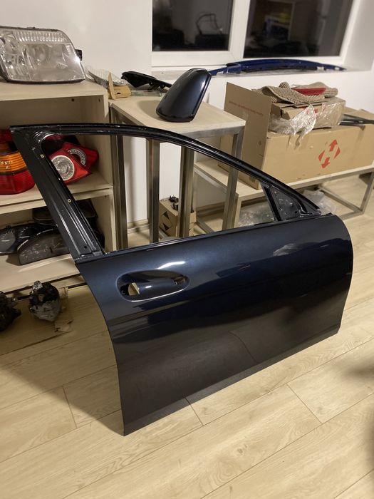 Двері Mersedes Benz C-Klas w204 передні праві двері мерседес c-klas