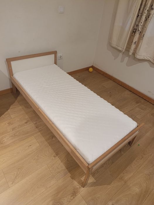 Cama de criança com Estrado e Colchão