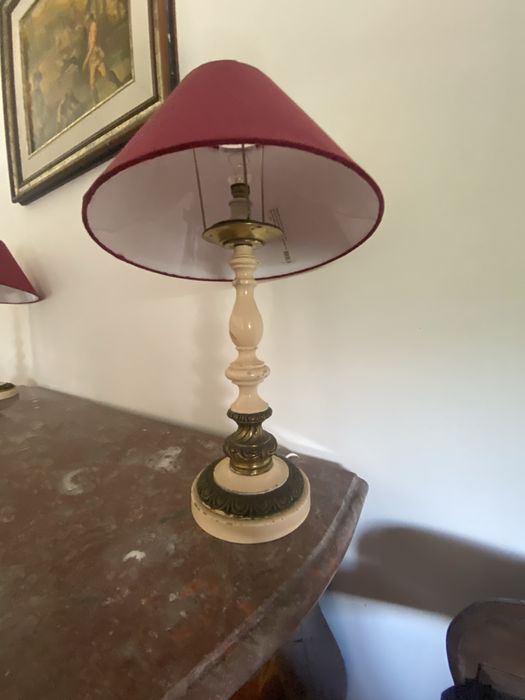 Móvel Antigo ÓTIMO PARA RESTAURAR + Candeeiros