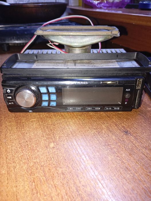 В машину техника