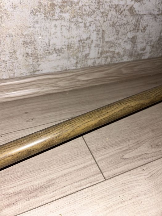 Продам карниз