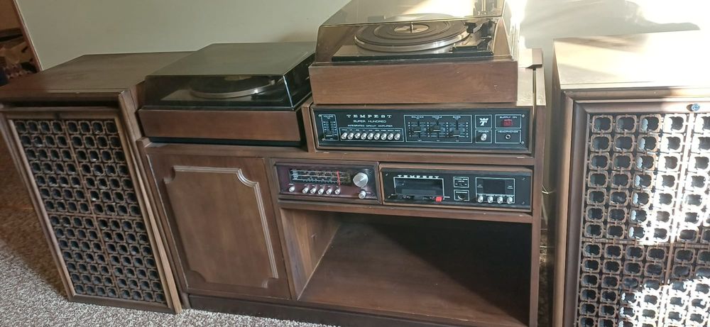 Equipamento e mobiliário vintage