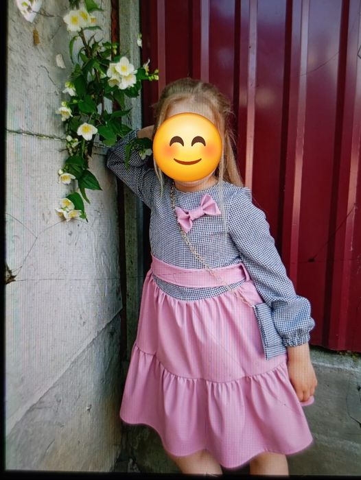 Сукня для дівчинки