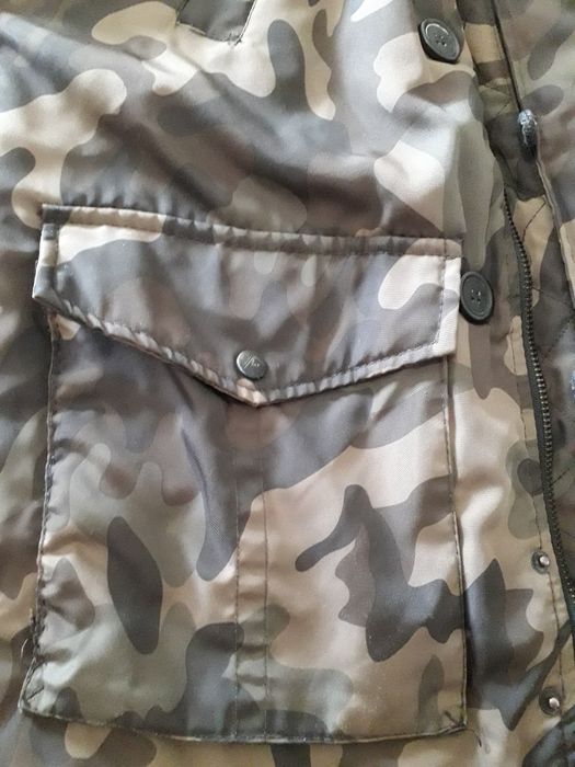 Blusao  Bershka como novo