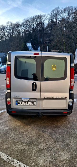 Продам Опель Виваро 2.5