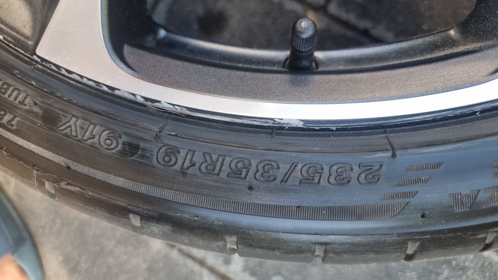 Opona letnia 235/35/19 Brisgestone protenza S005 jak Nowa