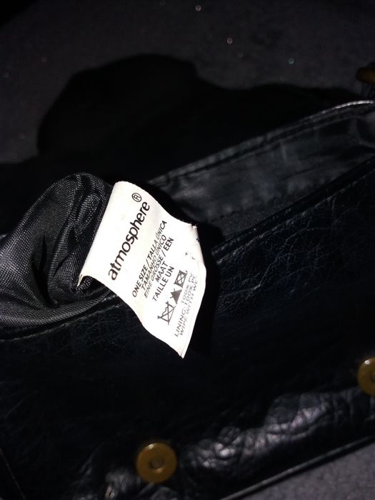 Mała torebka na pasku z Atmosphere