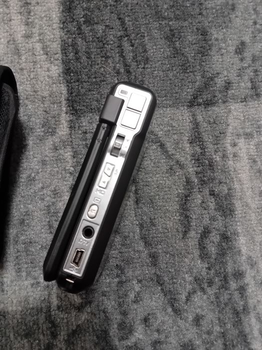 HD-відеокамера Medion MD 85806.