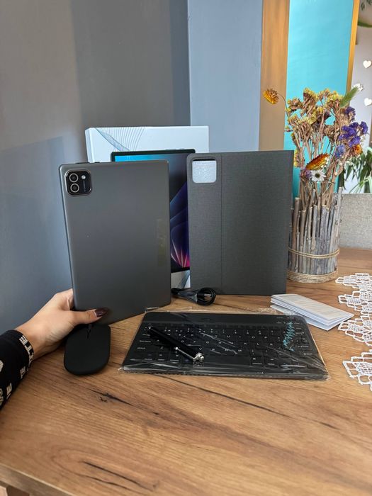 Новый планшет с памятью 8/256гб