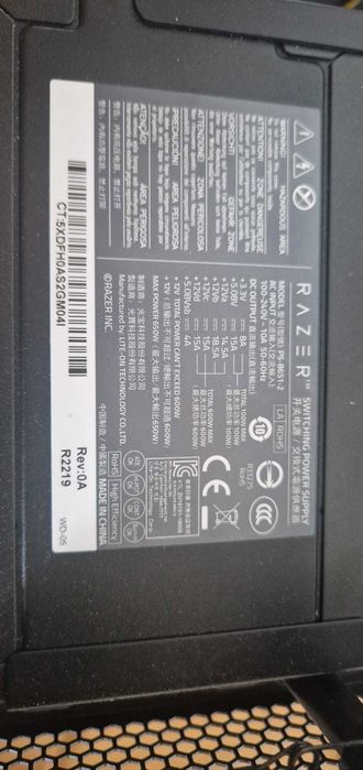 Razer Core eGPU Thunderbolt4, niesprawne (zasilacz działa).