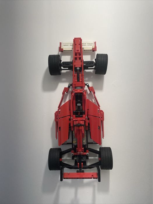 Suporte vertical para Lego Ferrari F1 Racer 1:10 TM (8386) de 2004
