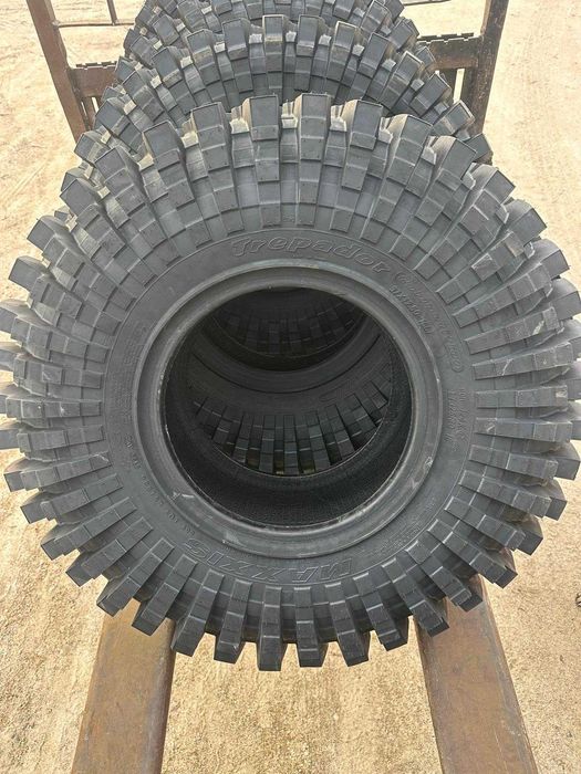 Maxxis Trepador 37R16