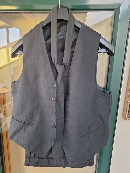 Traje universitário masculino