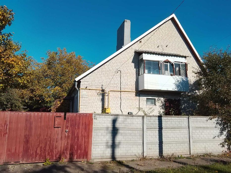 Будинок, земля, сад, є кадастровий номер