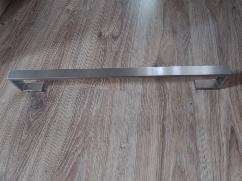 Wieszak na ręczniki 60 cm srebrny