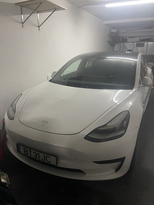 Tesla Model 3 Standard Range Plus RWD