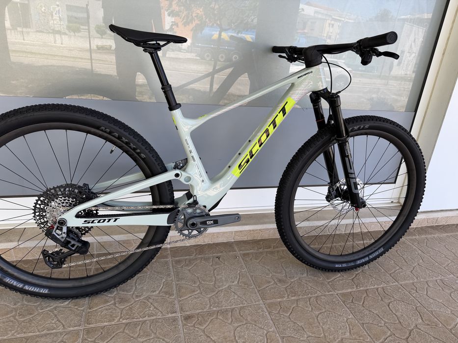 Bicicleta Scott Spark RC - PROMOCAO - rodas carbono