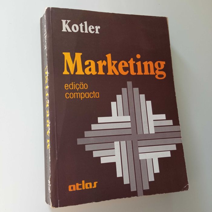 Diversos Livros sobre Economia / Gestão / Marketing