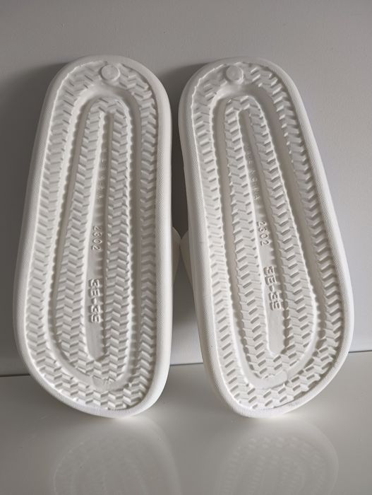 Klapki piankowe r.38/39