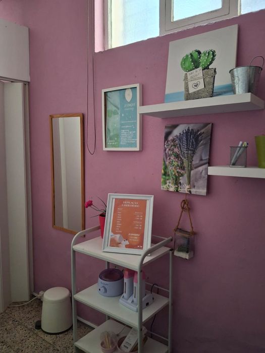 Aluga-se gabinete de estética em Santa Iria de Azóia