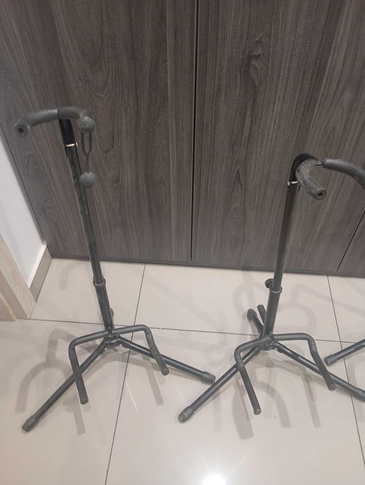 Stojaki na gitarę 2 sztuki