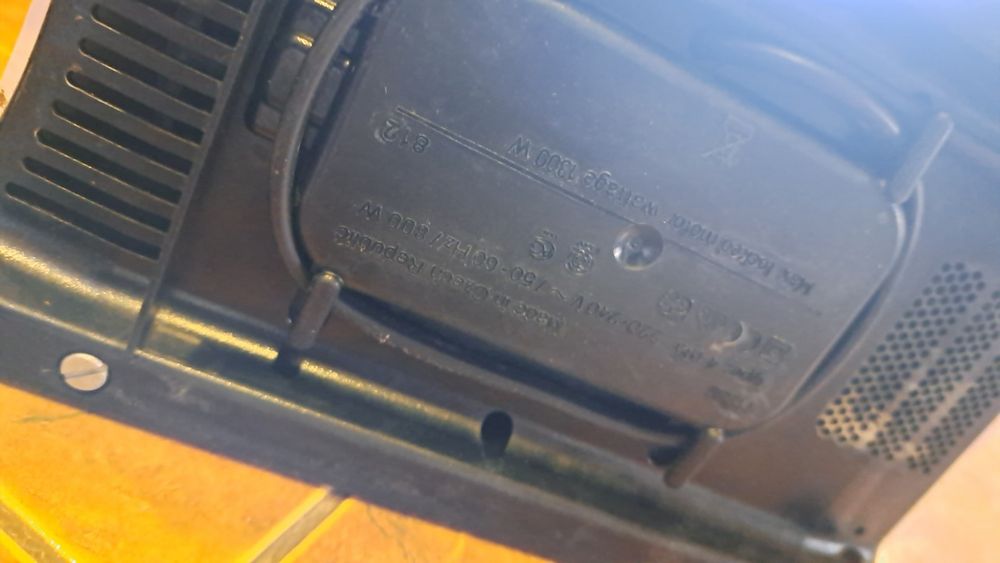 Мясорубка Braun Power Plus 1300 работает