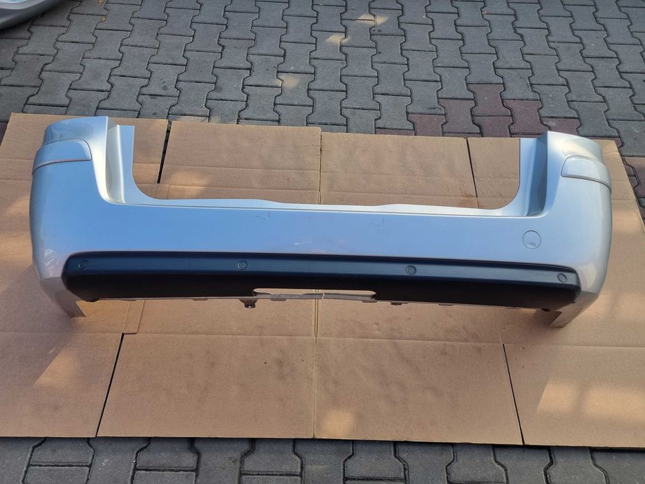 Zderzak Tylny Opel Zafira B Z157 Srebrny 4PDC GM 13125014