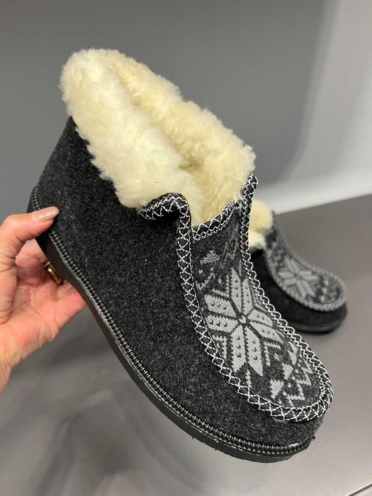 Женские бурки, очень теплые, подойдут и на полную ногу