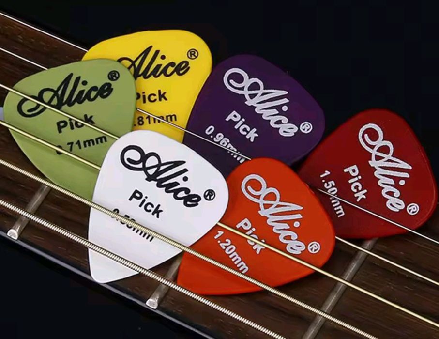 Набор медиаторов для гитары