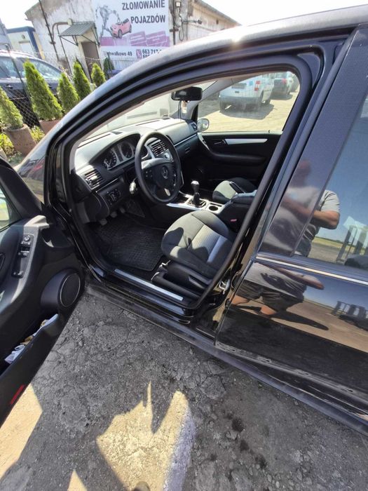 mercedes B180 na części