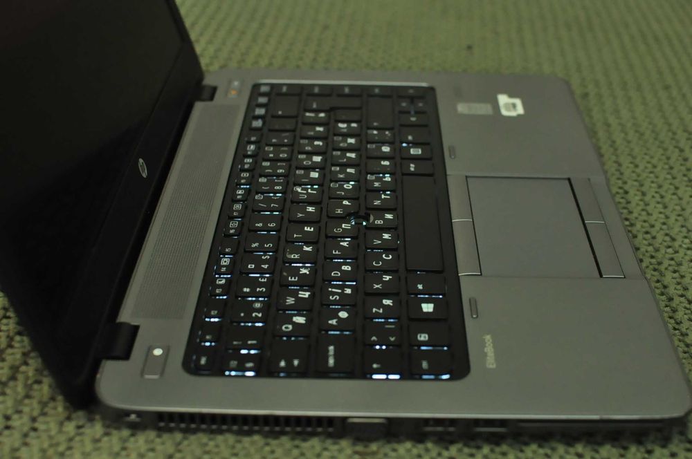 Игровой ноутбук HP 840  (Core i7/ОЗУ 8Gb/ SSD 128Gb /video 2Gb)