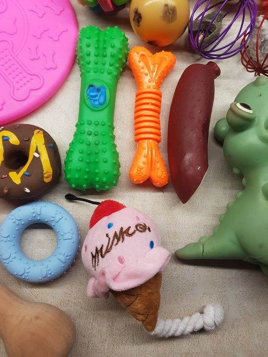 Іграшка для собачки та кішечки