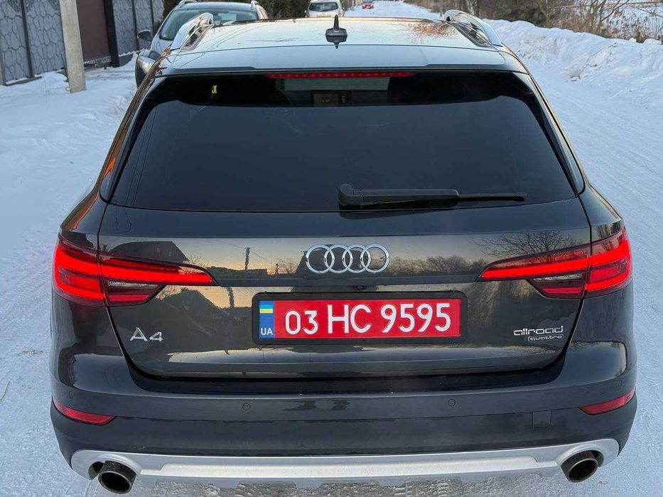 Audi a4 allroad 2018 рік