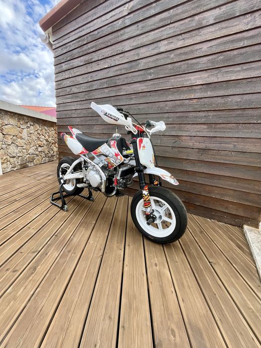 Pit bike IMR 125 cc como nova. Mini mota para kartodromo estado como nova. Pit bike
