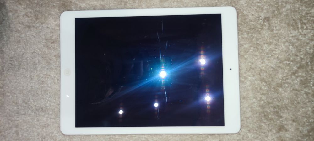 iPad Air 9.7” Планшет Apple