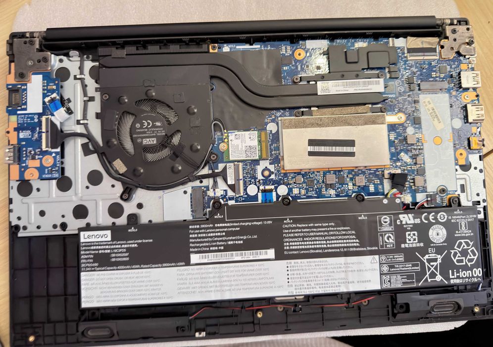 Lenovo ThinkPad E15-Gen2|i7-1165G7-  c/AVARIA - P/PEÇAS