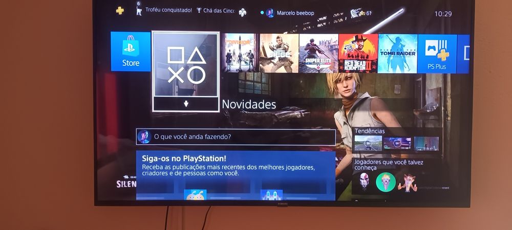 Playstation 4 na caixa + PS VR Read com 2 comandos + jogos