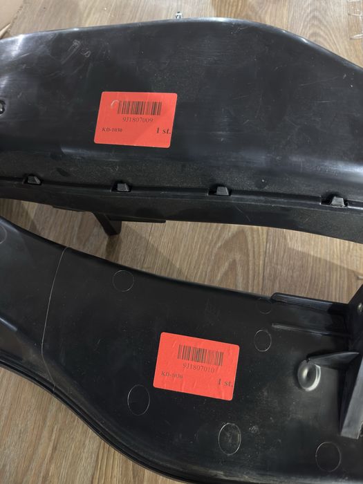 Porsche Комплект повітропроводів гальм 9J1807010 (RH), 9J1807009 (LH)