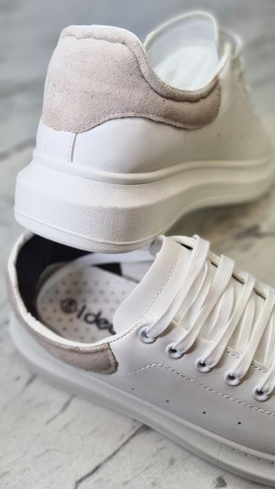 Продам Красовки Alexander McQueen.