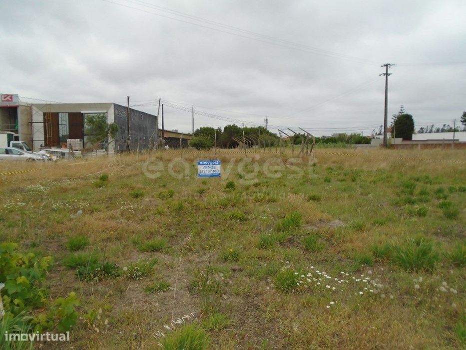 Terreno para construção no Centro da Burinhosa- Pataias