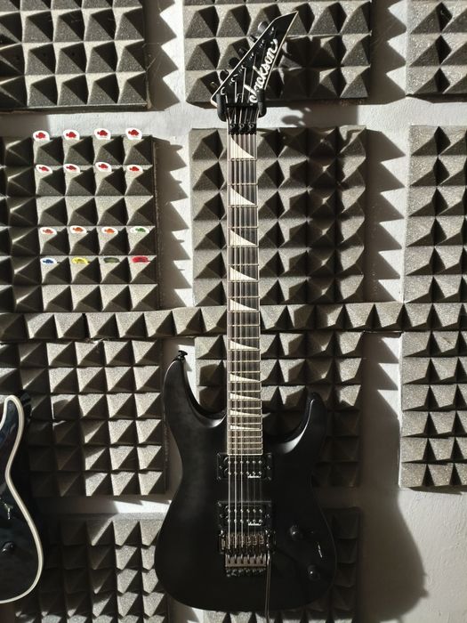 Gitara Jackson js32 dka ah sbk, mostek gotoh