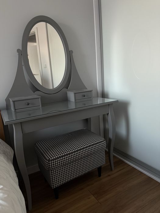 Toaletka Hemnes Siwa