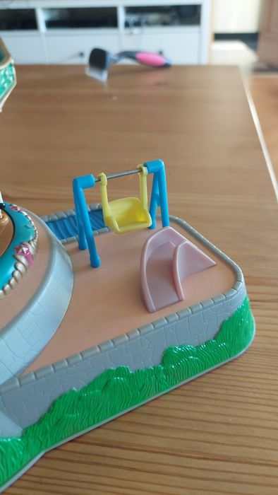 Musical Carousel-Ferris Wheel polly pocket