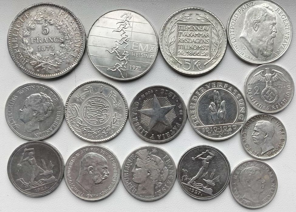 Продам різноманітні срібні монети