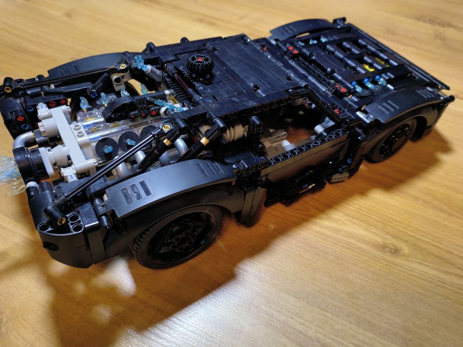 Lego technic колекція the batman модель betmobil 42127